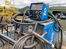 miller Dimension 452 welder with wire feed unit
