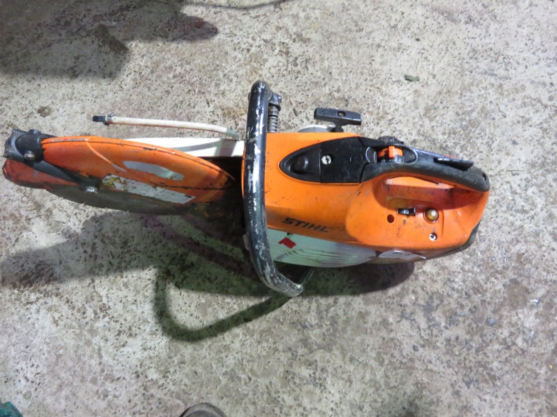 STIHL TS410 PETROL ENGINED CUT OFF SAW. THIS LOT IS SOLD UNDER THE AUCTIONEERS MARGIN SCHEME, THE - Image 5 of 5