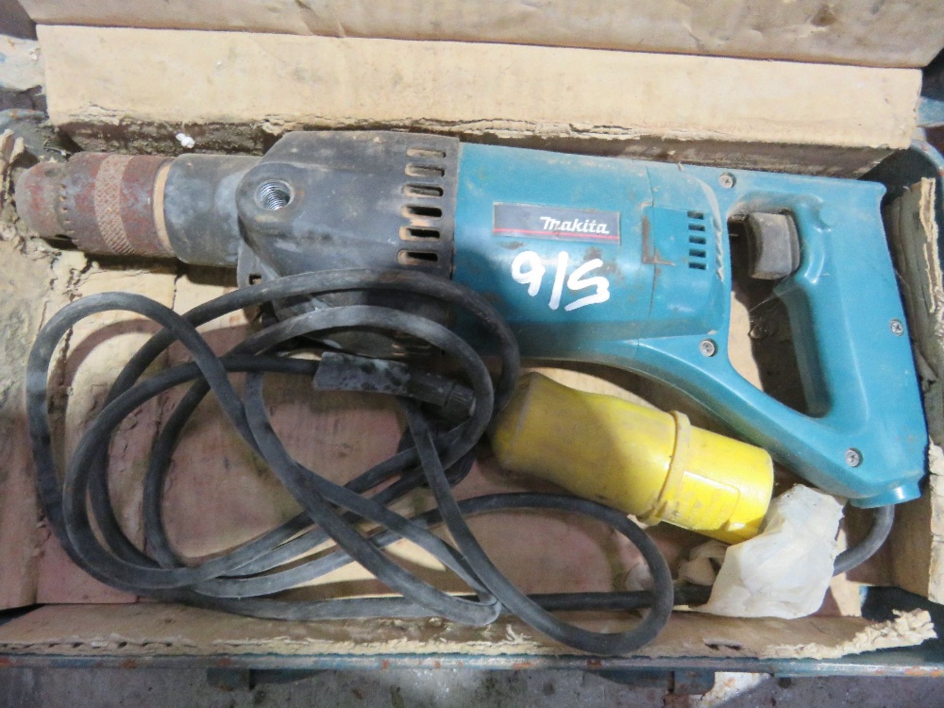 2 X 110VOLT POWERED DRILLS. THIS LOT IS SOLD UNDER THE AUCTIONEERS MARGIN SCHEME, THEREFORE NO VA - Image 3 of 4