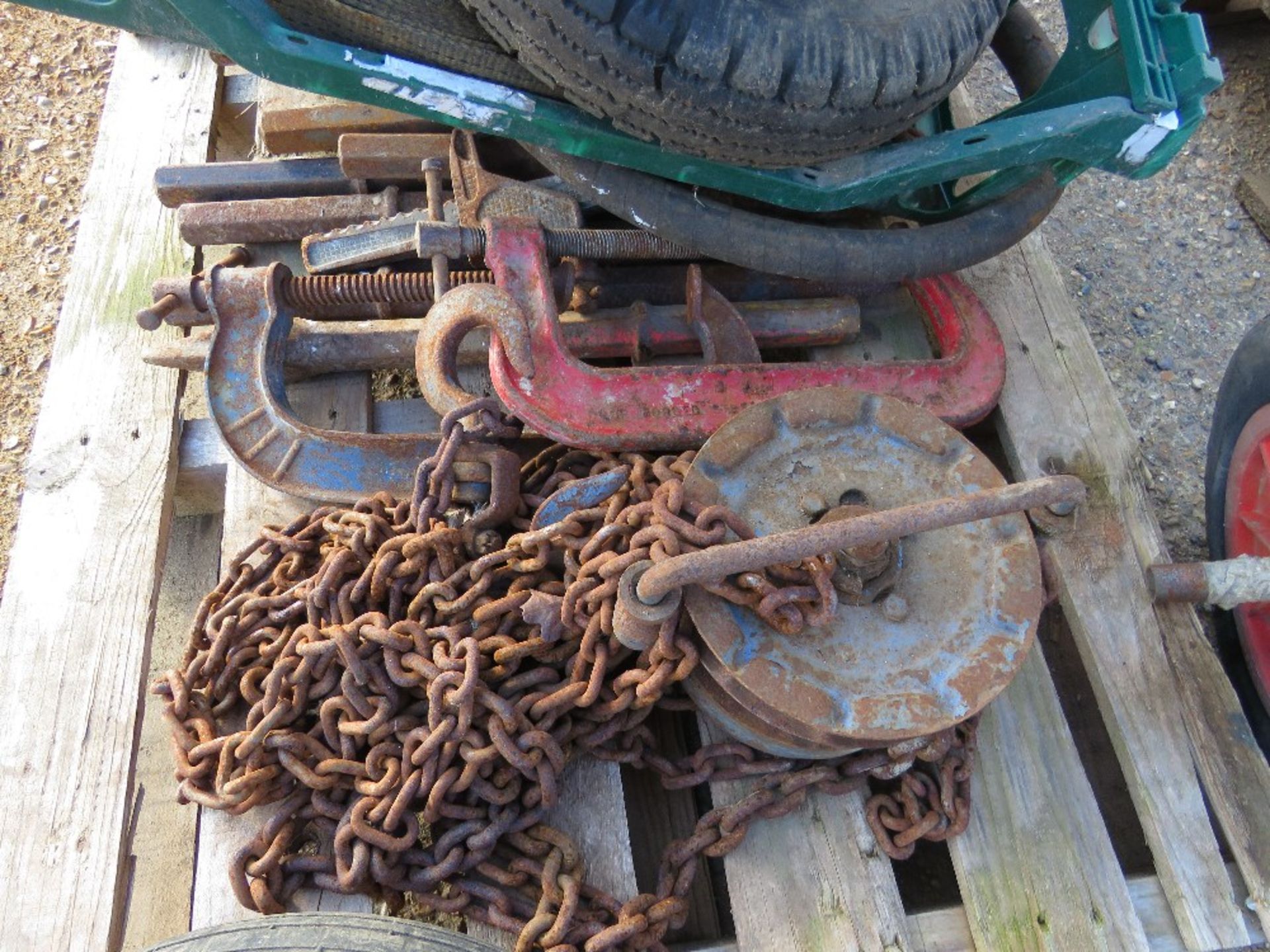 PALLET CONTAINING OLD OIL PUMP, BREAKER POINTS, CHAIN HOIST, WHEELS, STRAPS ETC. THIS LOT IS SOLD - Image 3 of 5