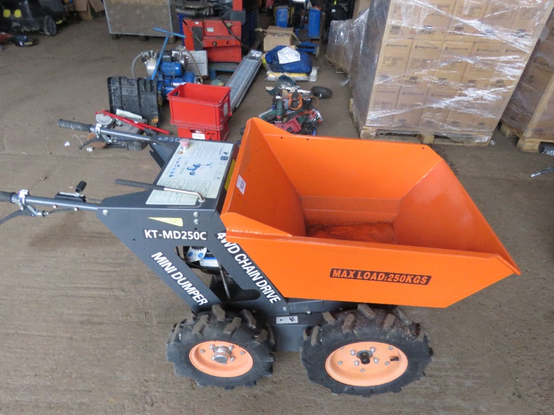 PETROL ENGINED POWER BARROW DUMPER, UNUSED. WHEN TESTED WAS SEEN TO RUN AND DRIVE. - Image 3 of 6