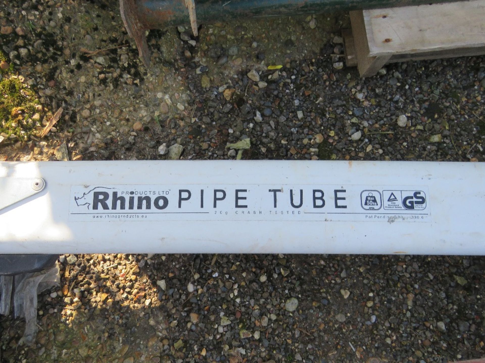 RHINO PIPE TUBE FOR ROOF RACK. THIS LOT IS SOLD UNDER THE AUCTIONEERS MARGIN SCHEME, THEREFORE NO - Image 6 of 6