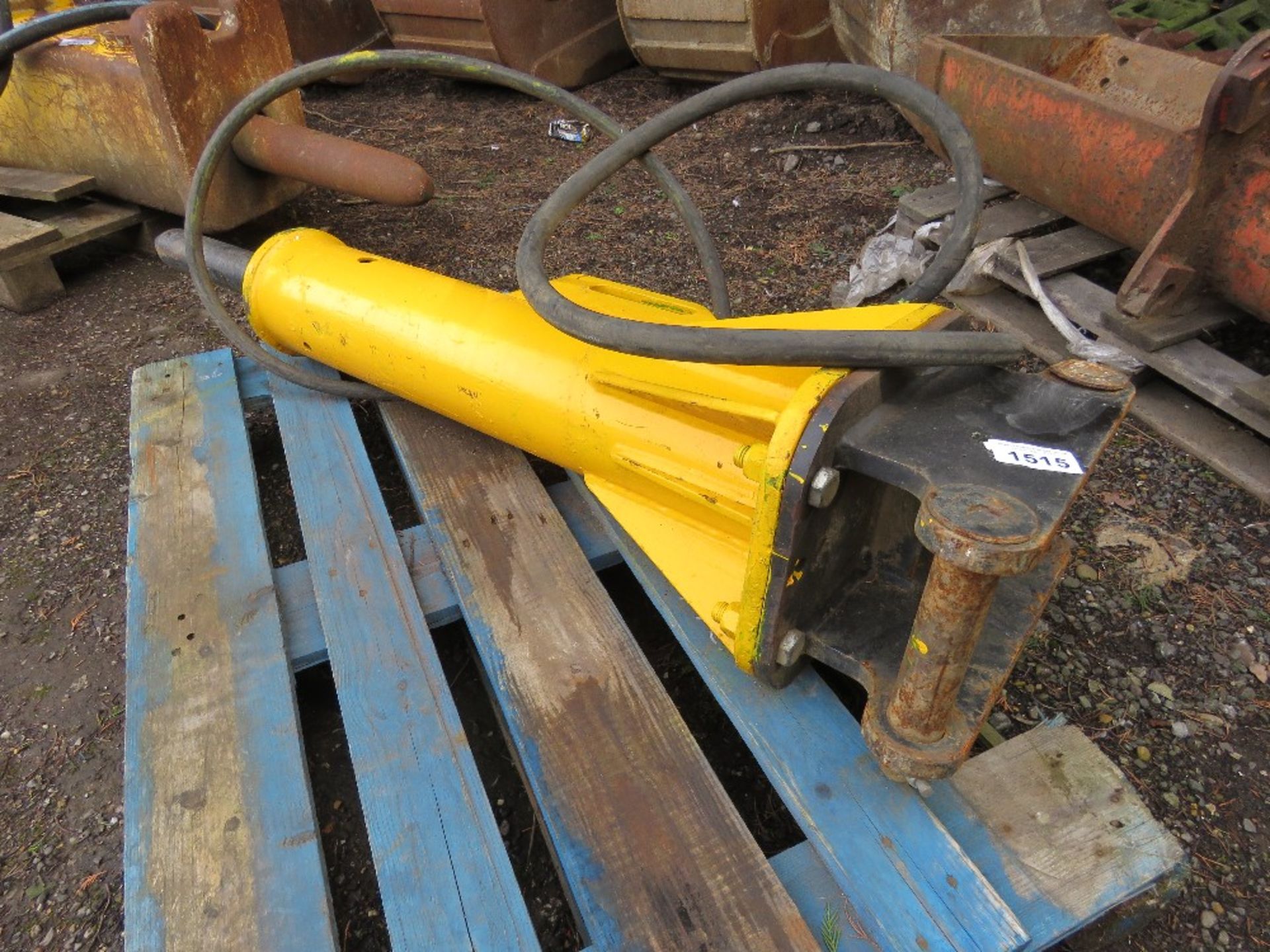 ARROWHEAD S75 EXCAVATOR MOUNTED BREAKER, LATER TYPE UNIT, ON 45MM PINS. SUITABLE FOR 5-8TONNE MACHI