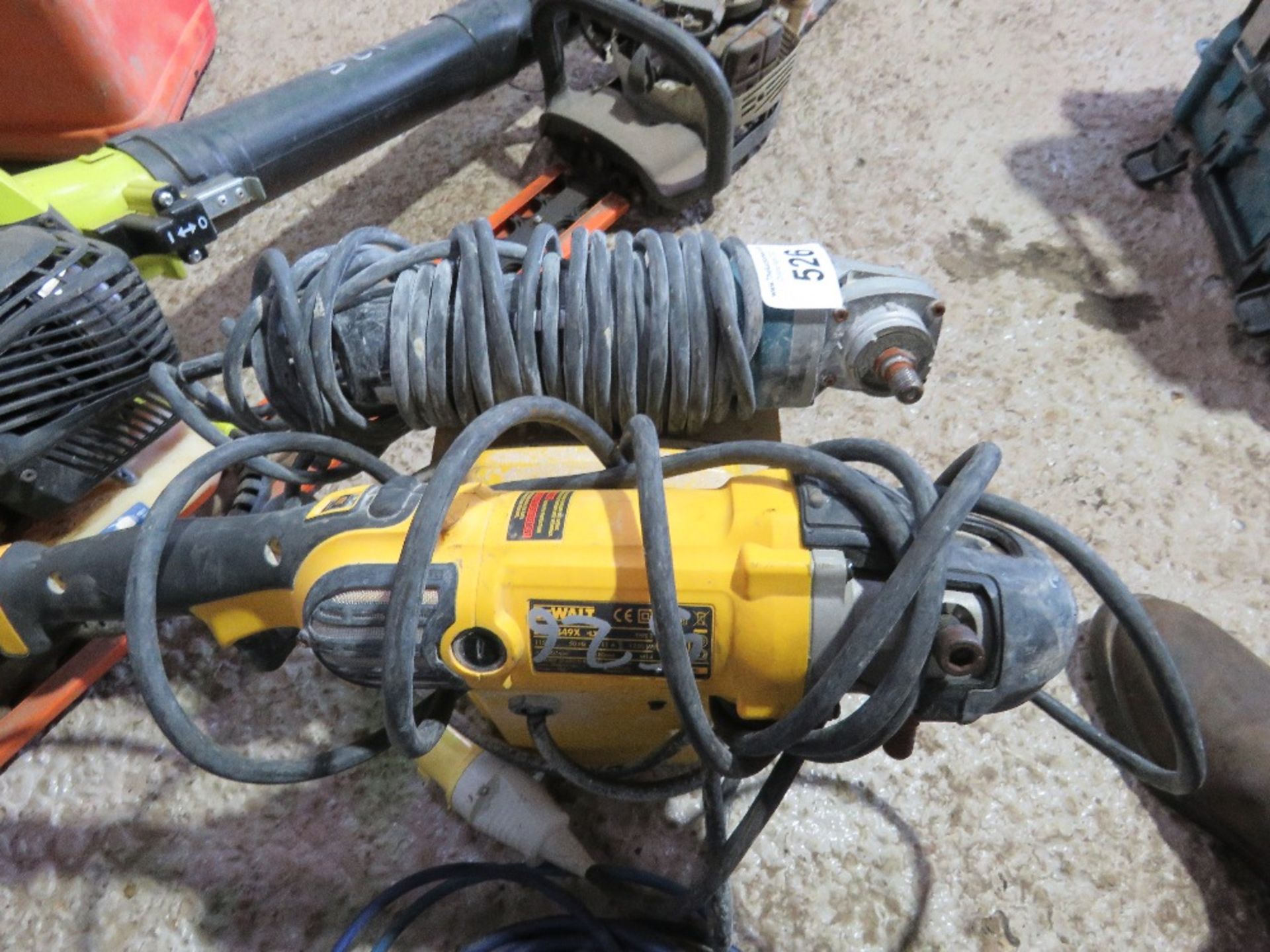 DEWALT AND MAKITA POLISHER/GRINDER UNITS. THIS LOT IS SOLD UNDER THE AUCTIONEERS MARGIN SCHEME, T