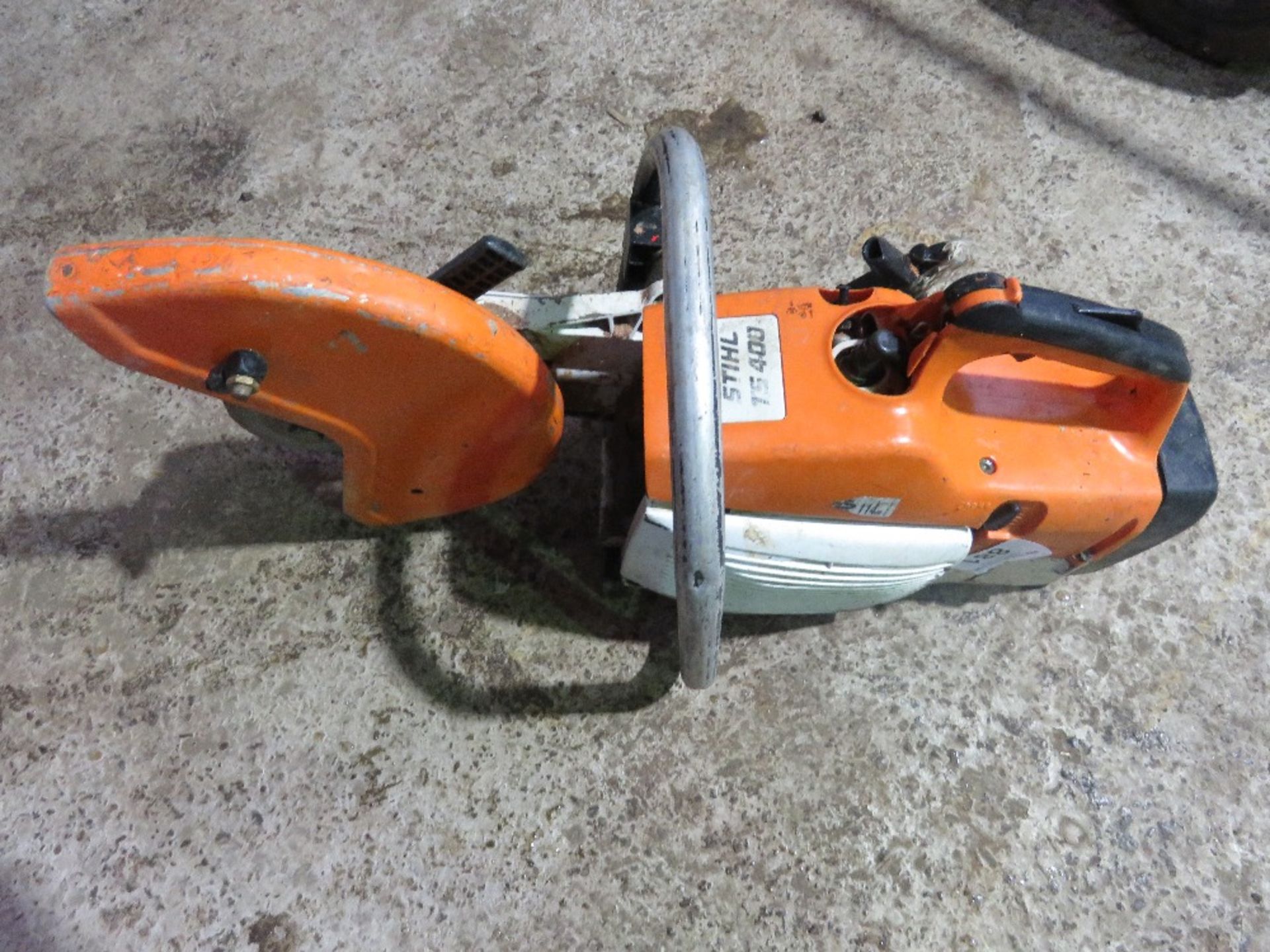 STIHL TS400 PETROL ENGINED CUT OFF SAW. THIS LOT IS SOLD UNDER THE AUCTIONEERS MARGIN SCHEME, THE - Image 3 of 3