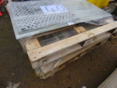 2 X PALLETS OF MANHOLE COVERS: 1 X 600 X 600X30 KINGSPAN, 1 X 600 X600 TRAFFIC SIGNAL , 1 X 750X750X