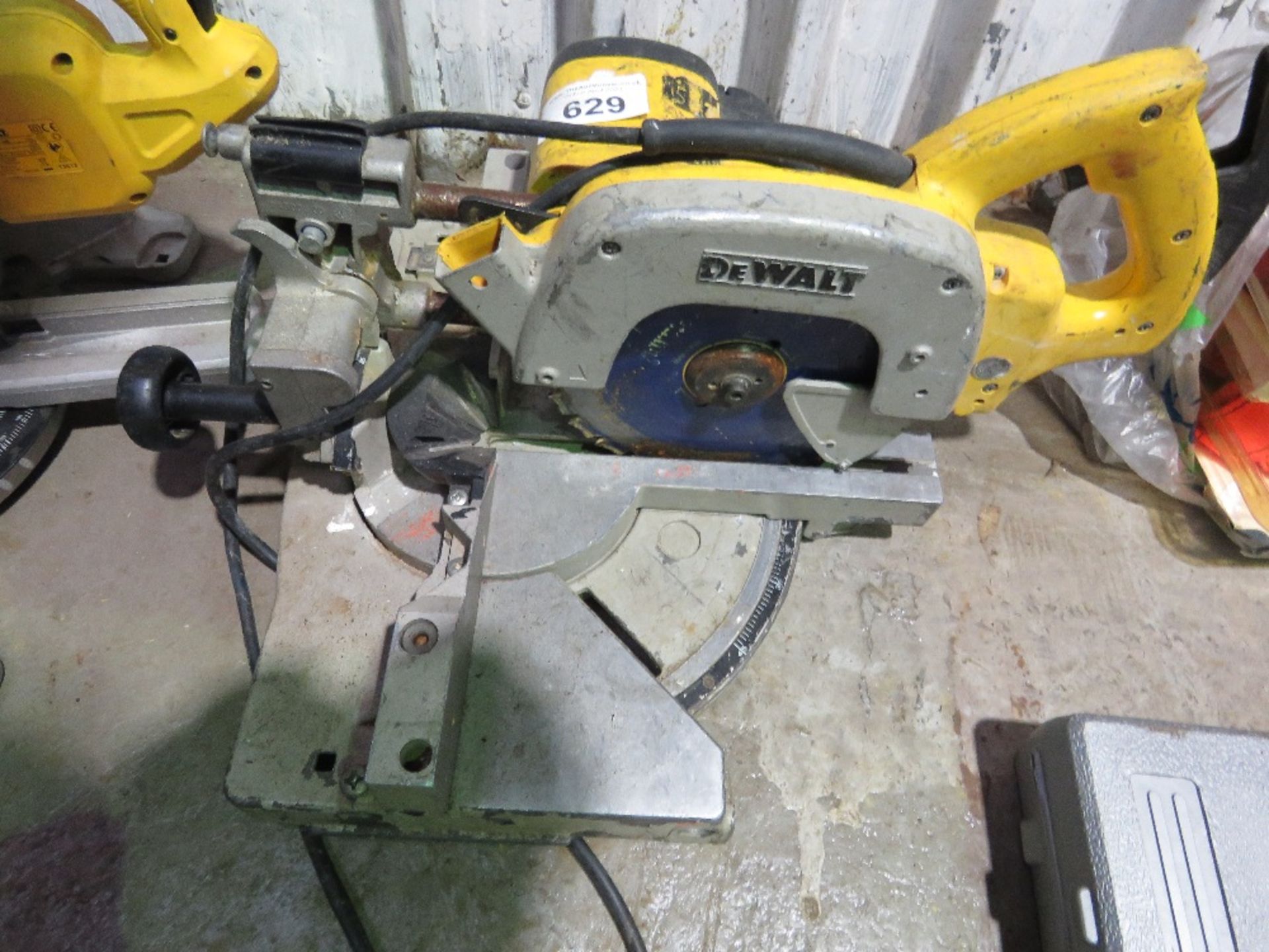 DEWALT 240VOLT MITRE SAW. THIS LOT IS SOLD UNDER THE AUCTIONEERS MARGIN SCHEME, THEREFORE NO VAT - Image 2 of 3