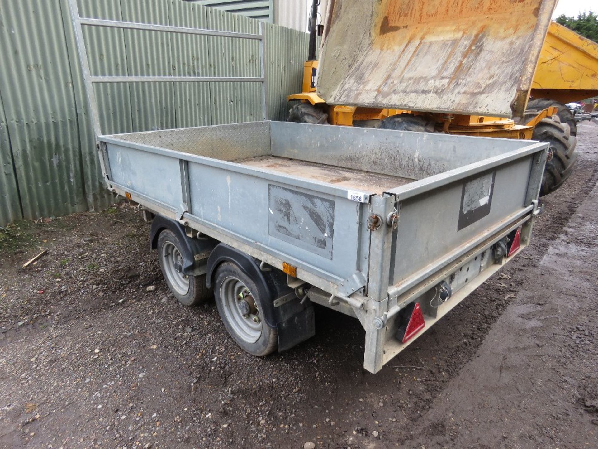 MEREDITH AND EYRE (IFOR WILLIAMS STYLE) TWIN AXLED PLANT TRAILER. RING HITCH. 3500KG RATED. SN:SDSB2 - Image 9 of 10