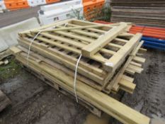 2 X WOODEN GATES (1.2M AND 1.8M WIDTH) PLUS ASSORTED FENCE PANELS AND POSTS.