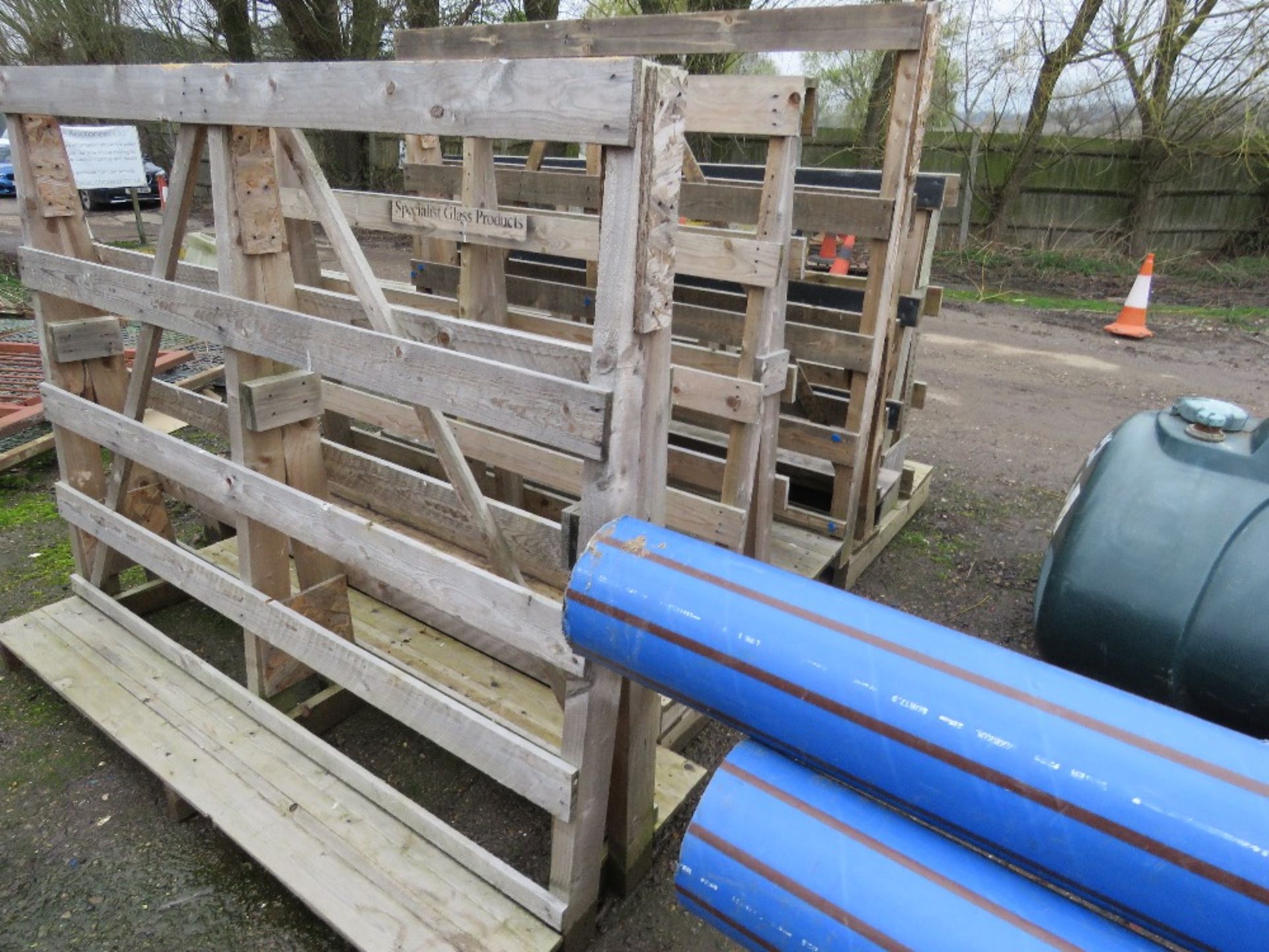4 X TIMBER "A" FRAME GLASS / BOARD FRAMES. THIS LOT IS SOLD UNDER THE AUCTIONEERS MARGIN SCHEME, - Image 5 of 5