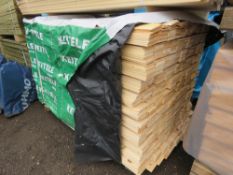EXTRA LARGE PACK OF UNTREATED HIT AND MISS TIMBER FENCE CLADDING BOARDS: 100MM WIDTH @ 1.73M LENGTH