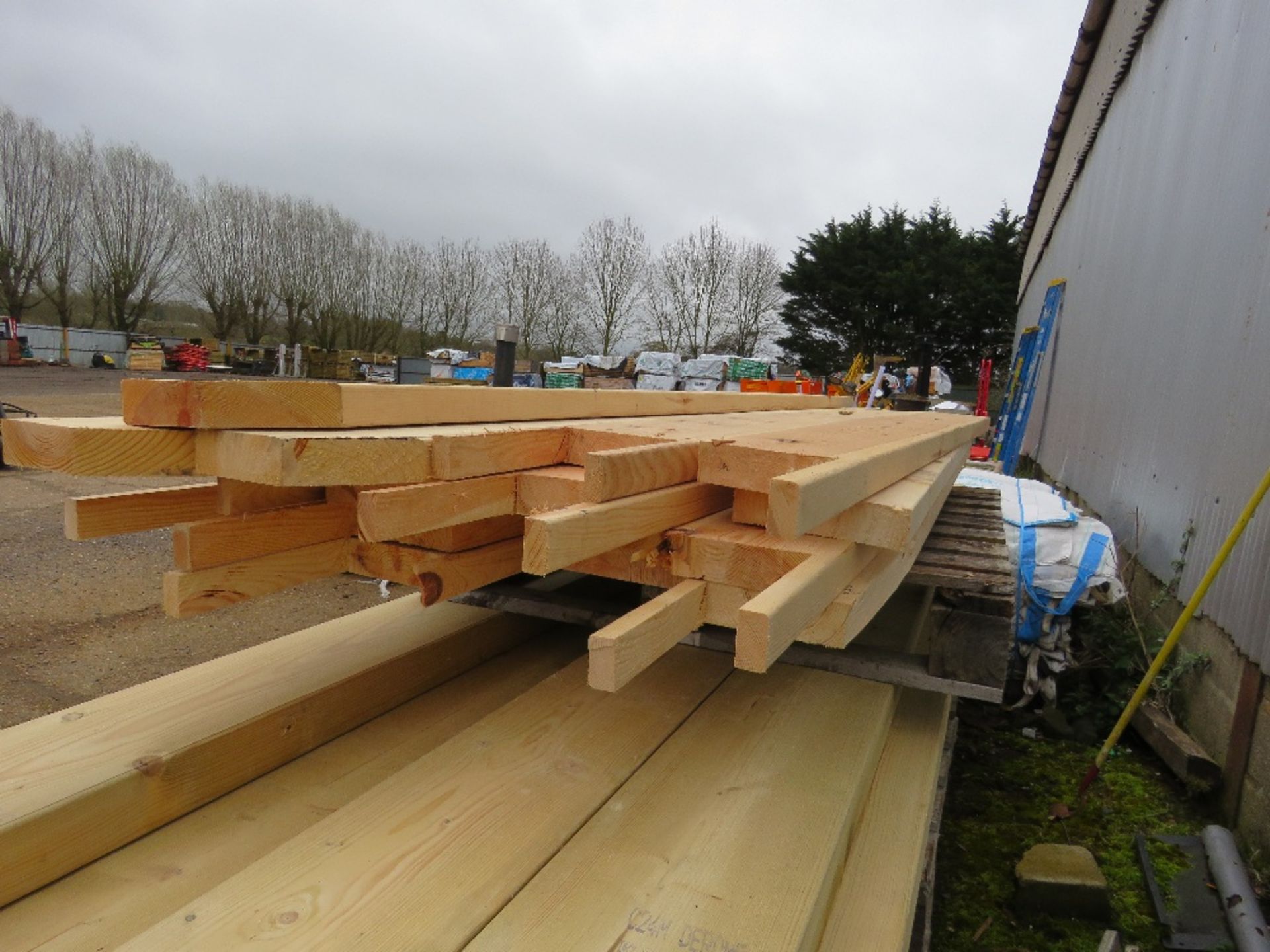 PALLET CONTAINING 8" X 2" TIMBERS @ 6FT-9FT LENGTH APPROX, 17 PIECES IN TOTAL APPROX. SOURCED FROM D - Image 3 of 3