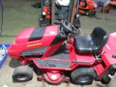 COUNTAX C400H RIDE ON MOWER WITH COLLECTOR. HYDRASTATIC DRIVE. WHEN TESTED WAS SEEN TO RUN, DRIVE, M