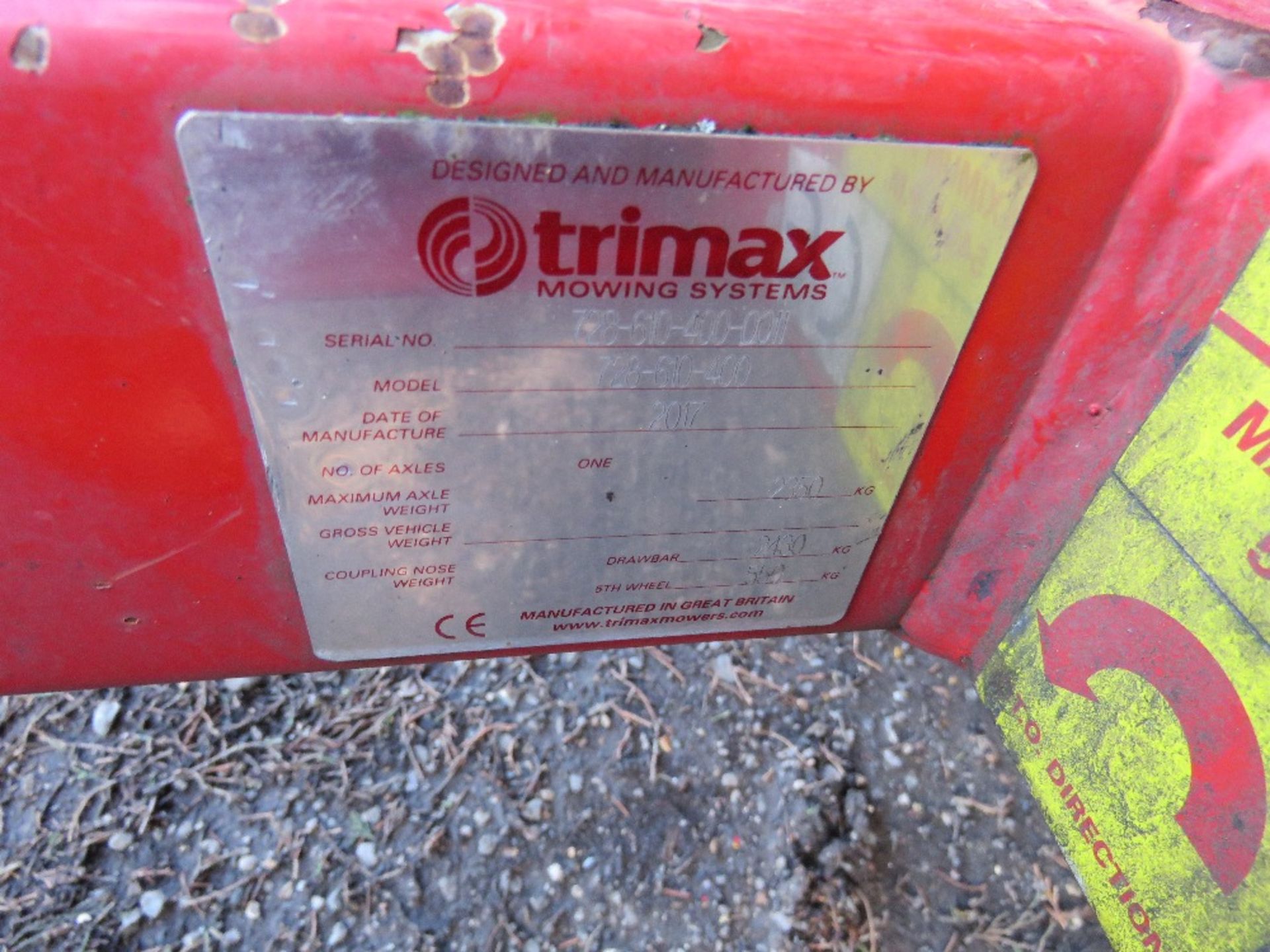 TRIMAX 728-610-400 BATWING TYPE ROLLER MOWER, YEAR 2017. PEGASUS S3 HEADS. NB: REQUIRES REPAIR TO CH - Image 2 of 9
