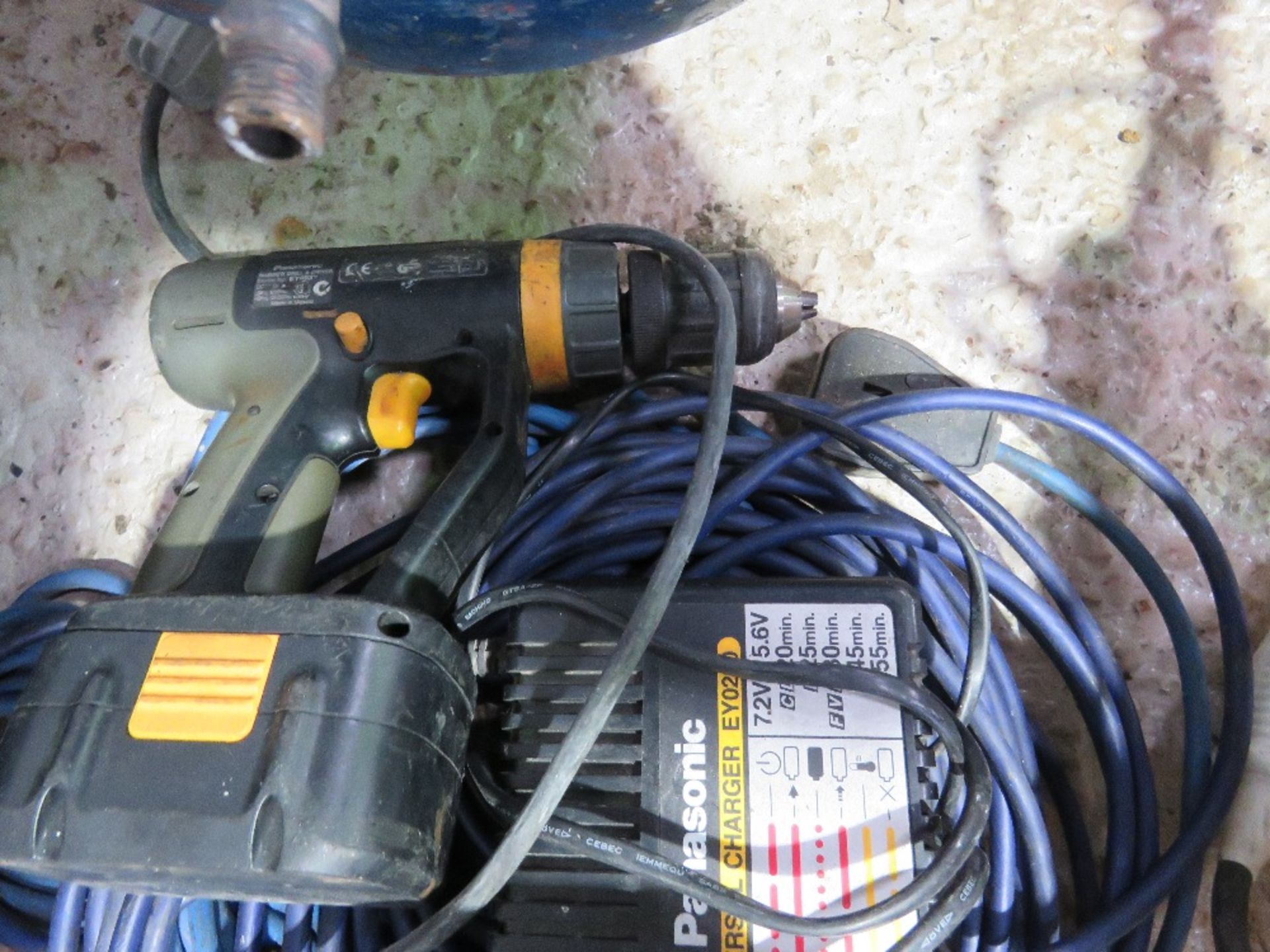 DEWALT HAND ROUTER , SDS DRILL, PLUS 2 X EXTENSION LAEDS AND A CORDLESS DRILL. THIS LOT IS SOLD - Image 7 of 8