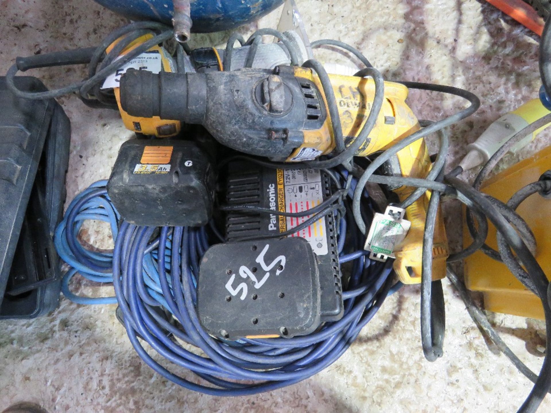 DEWALT HAND ROUTER , SDS DRILL, PLUS 2 X EXTENSION LAEDS AND A CORDLESS DRILL. THIS LOT IS SOLD