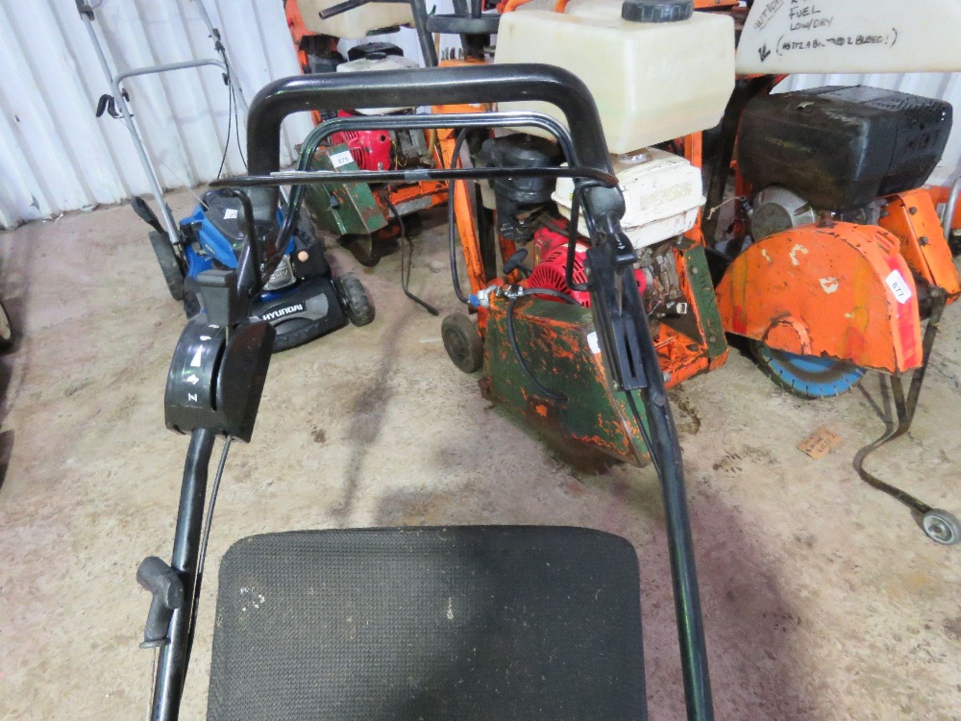 HAYTER HARRIER ROLLER PETROL ENGINED LAWN MOWER, WITH COLLECTOR. THIS LOT IS SOLD UNDER THE AUCTI - Image 3 of 3