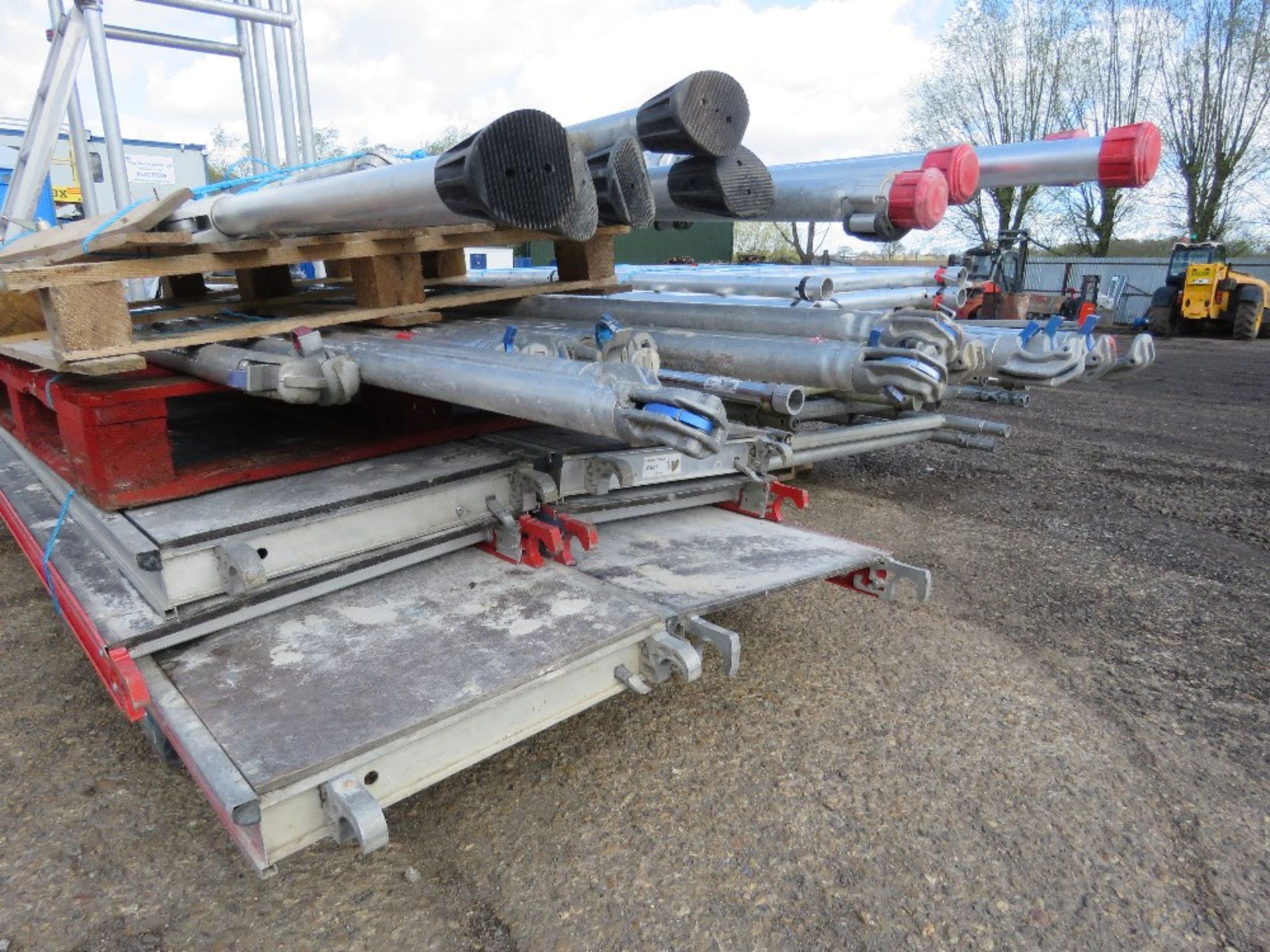 4NO PALLETS CONTAINING ASSORTED ALUMINIUM SCAFFOLD TOWER PARTS INCLUDING FRAMES, BOARDS, LEGS AND PO - Image 11 of 14