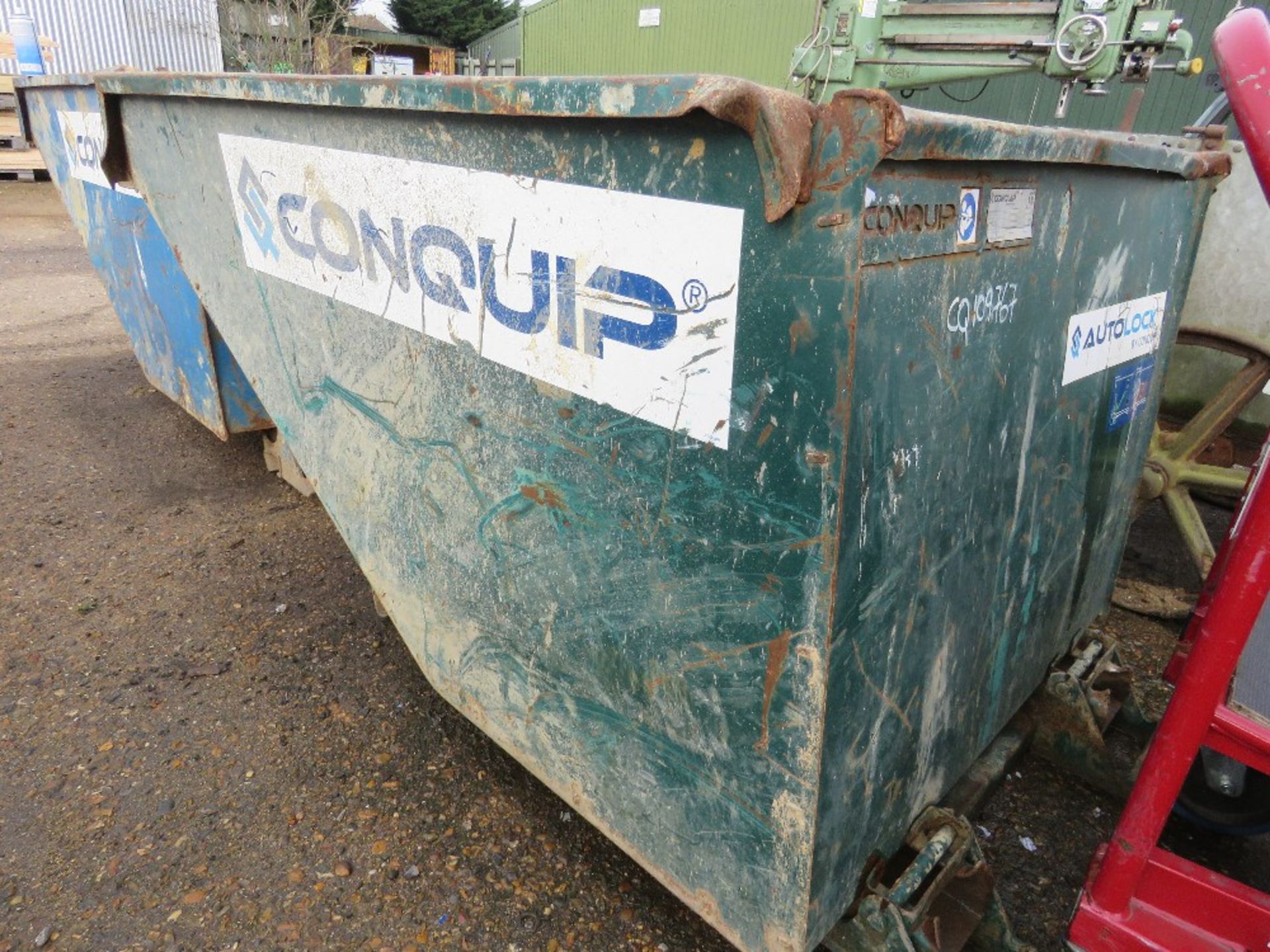 CONQUIP TYPE TIPPING SKIP FOR TELEHANDLER. - Image 2 of 4