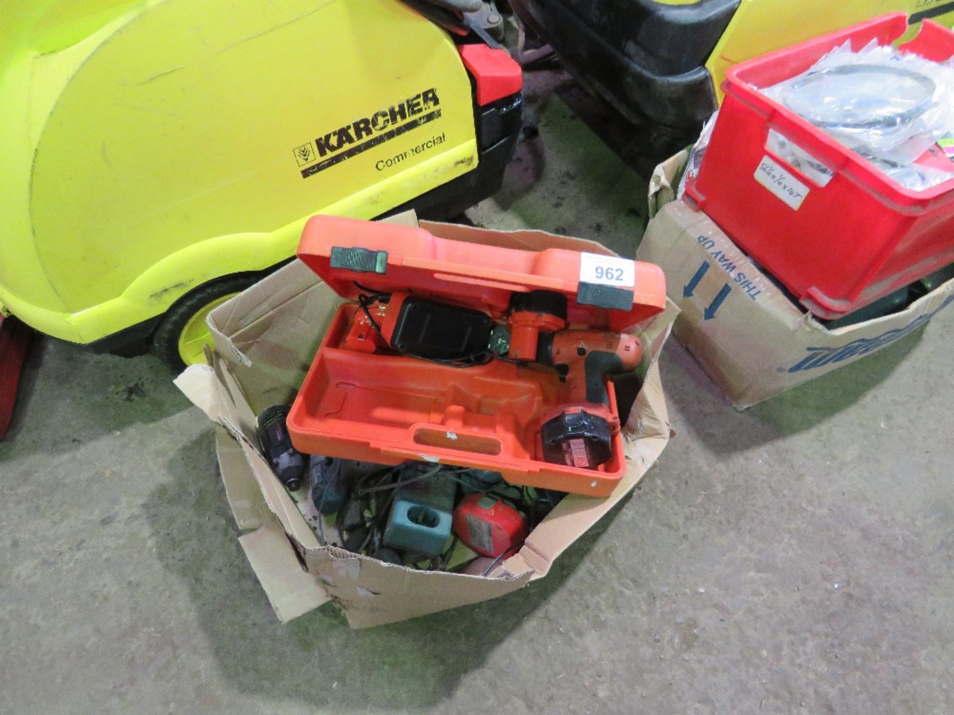 BOX OF ASSORTED MAKITA POWER TOOLS. THIS LOT IS SOLD UNDER THE AUCTIONEERS MARGIN SCHEME, THEREFO