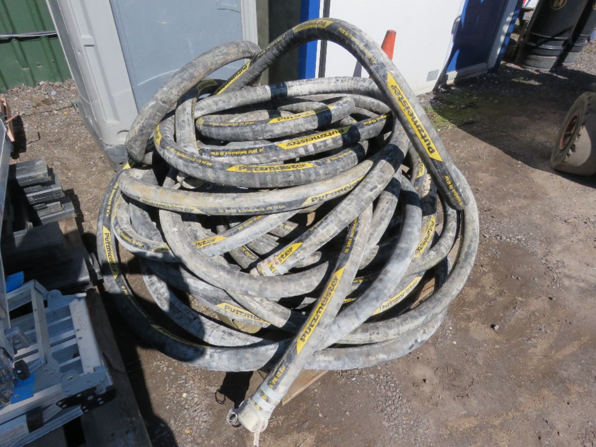 PALLET OF PUTMEISTER 50DN50 CONCRETE PUMPING HOSES. THIS LOT IS SOLD UNDER THE AUCTIONEERS MARGI - Image 2 of 7