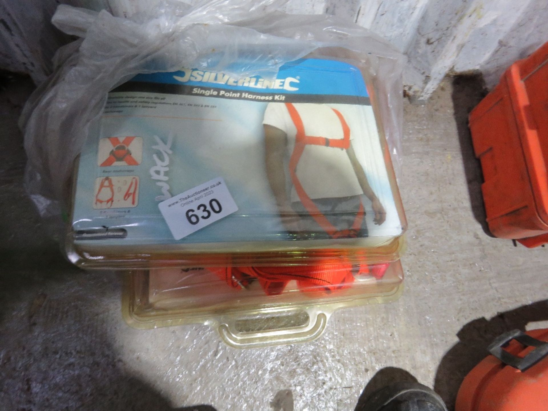 2 X SAFETY HARNESSES, UNUSED. THIS LOT IS SOLD UNDER THE AUCTIONEERS MARGIN SCHEME, THEREFORE NO