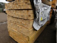 EXTRA LARGE PACK OF UNTREATED VENETIAN PALE / TRELLIS SLATS. 1.73M LENGTH X 45MM X 17MM APPROX.