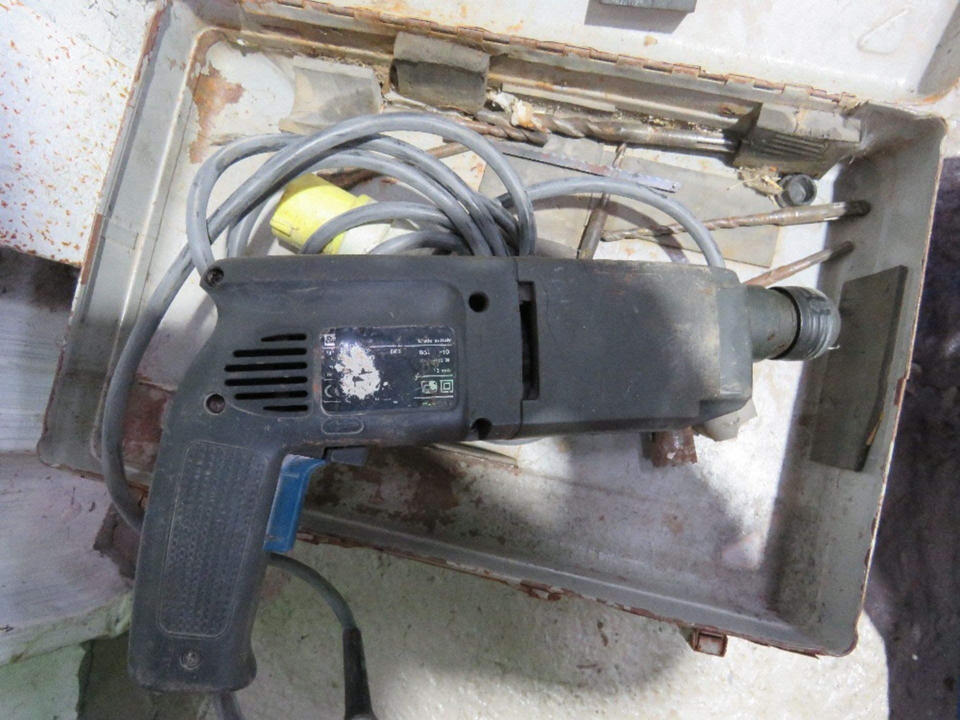 2 X 110VOLT POWERED DRILLS. THIS LOT IS SOLD UNDER THE AUCTIONEERS MARGIN SCHEME, THEREFORE NO VA - Image 2 of 4
