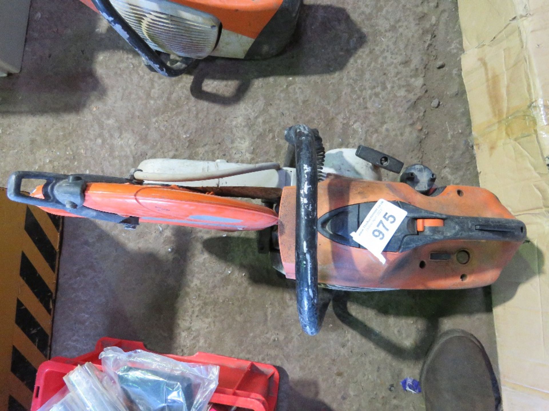 STIHL TS410 TYPE PETROL CUT OFF SAW. THIS LOT IS SOLD UNDER THE AUCTIONEERS MARGIN SCHEME, THEREF - Image 2 of 3