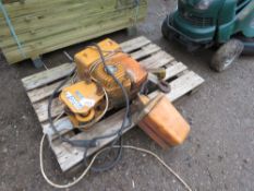 FELCO 1000KG RATED 3 PHASE POWERED CHAIN HOIST. THIS LOT IS SOLD UNDER THE AUCTIONEERS MARGIN SCH