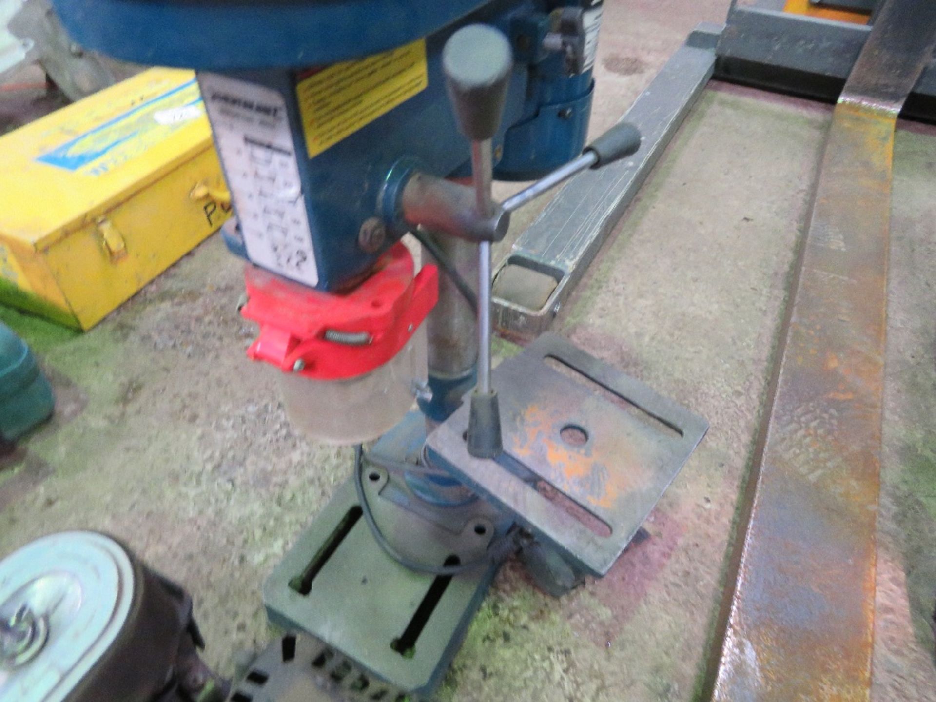 SMALL SIZED 240VOLT PILLAR DRILL. - Image 2 of 2