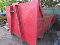 HOOK LOADER / ROLLONOFF SKIP BIN, 20YARD CAPACITY APPROX, WITH TWIN REAR DOORS. THIS LOT IS SOLD