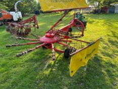 ALO POTTINGER HAY RAKE, SINGLE ROTOR, NEEDS ATTENTION. LOCATED SOUTH GODSTONE, SURREY. VIEWING/COLL