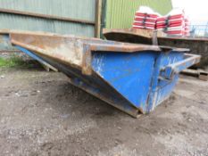 LANGTONS 1000LITRE 1730KG RATED CRANE MOUNTED CONCRETE BOAT SKIP, CURRENTLY IN TEST.