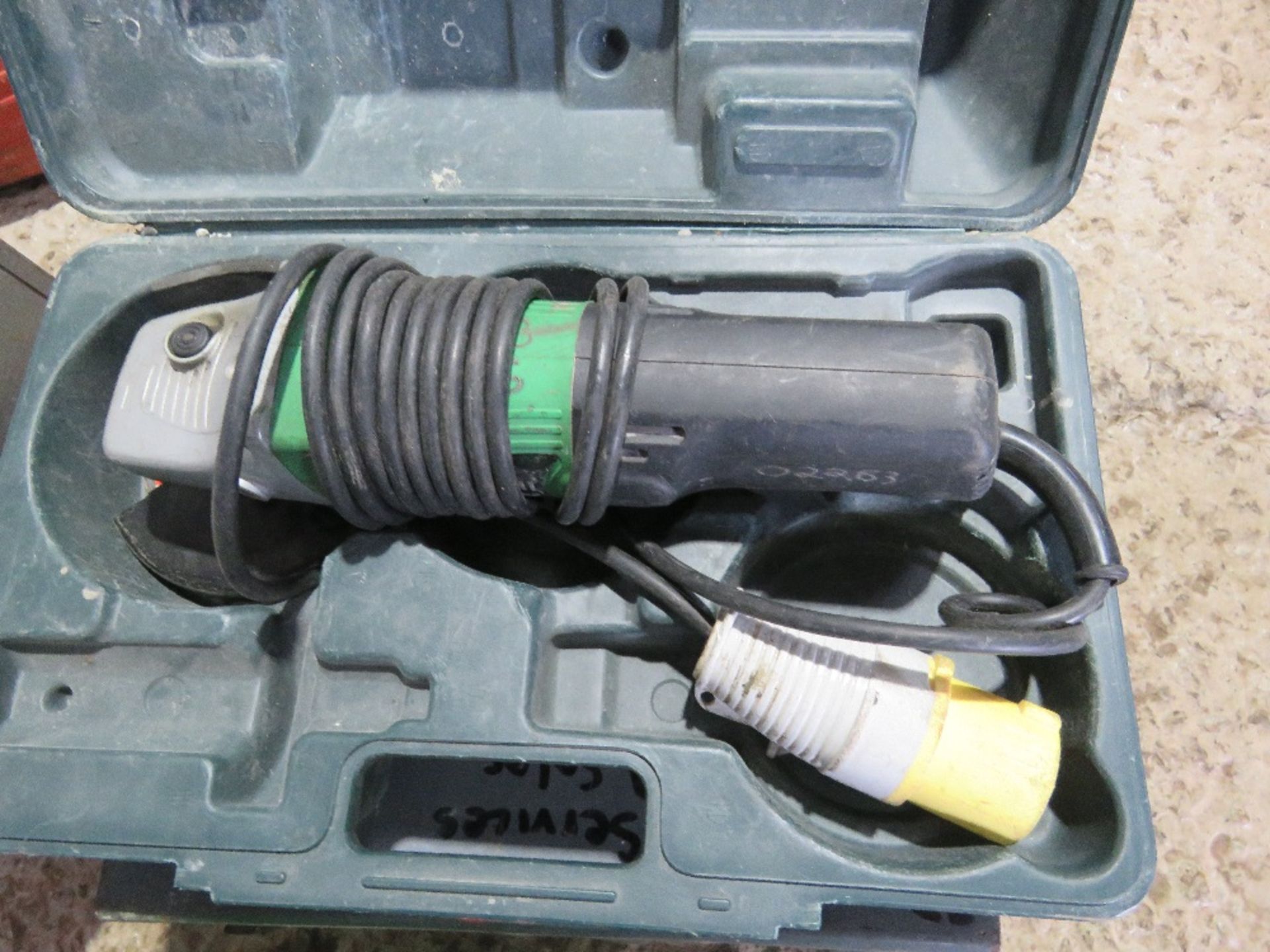 2 X POWER TOOLS: ANGLE GRINDER AND PLANER, 110VOLT POWERED. - Image 2 of 5
