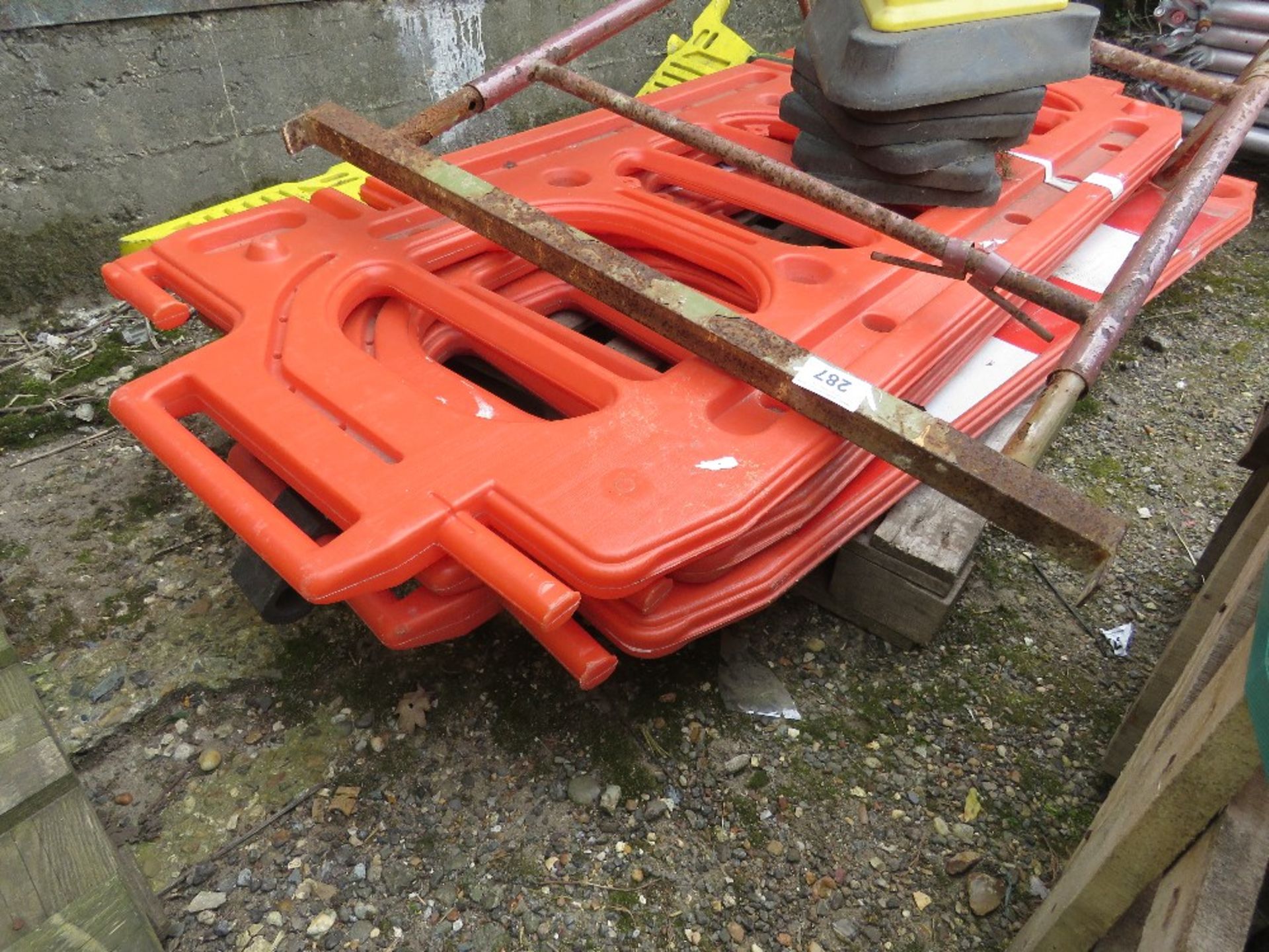3 X PLASTIC CHAPTER 8 BARRIERS, BUILDER'S TRESTLE PLUS 6X ROAD CONES. - Image 2 of 2