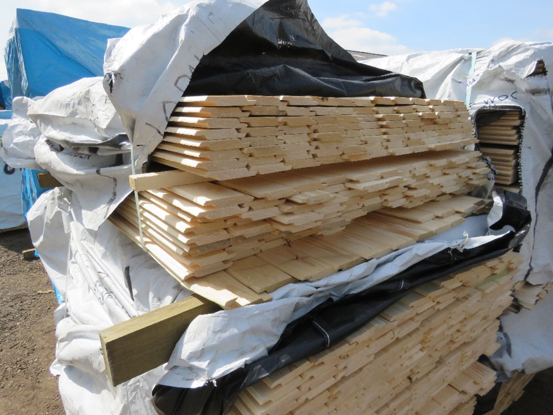 2 X PACKS OF UNTREATED SHIPLAP TYPE TIMBER CLADDING BOARDS: 1.73M X 100MM APPROX. - Image 2 of 6