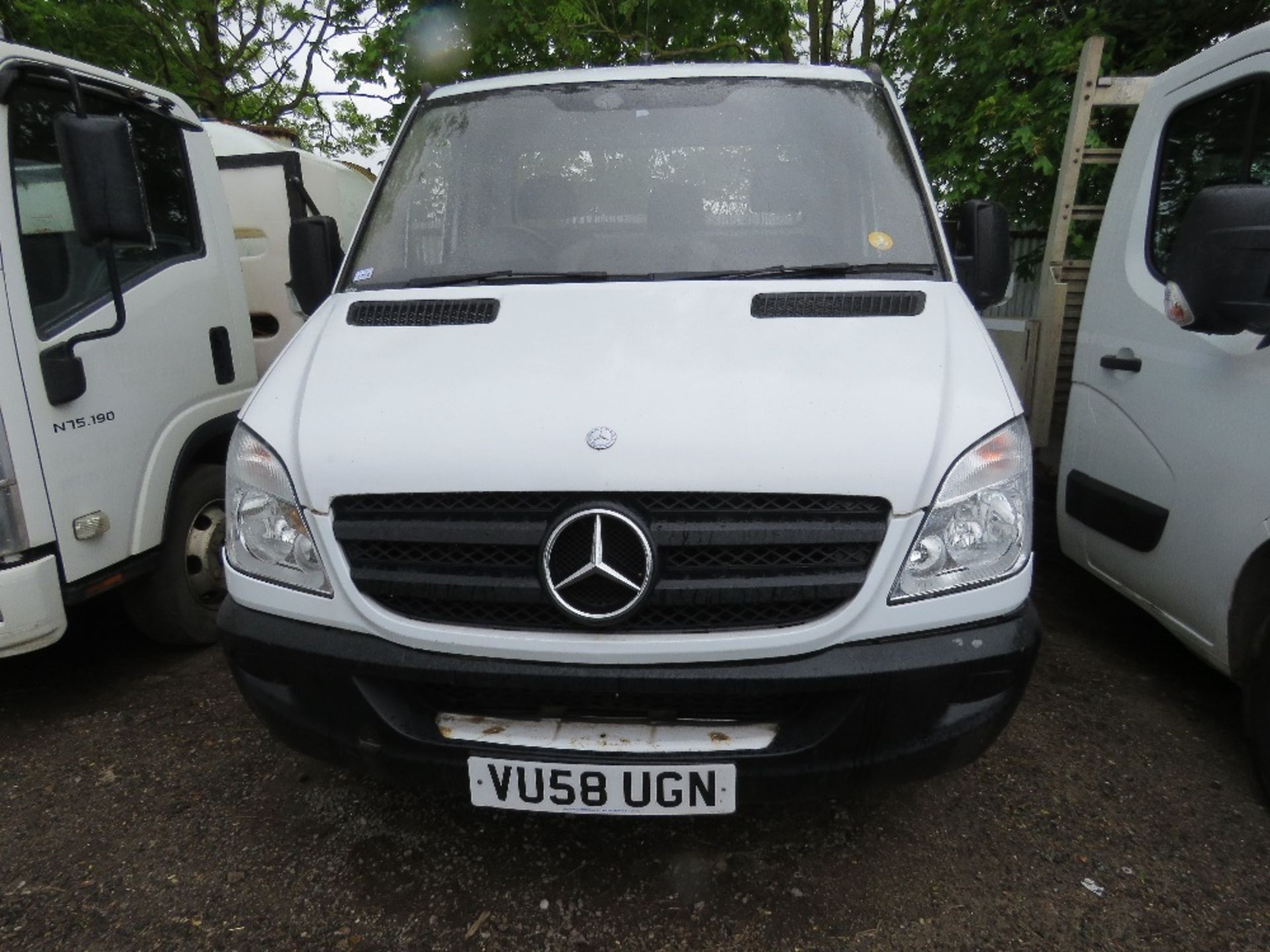 MERCEDES SPRINTER CHASSIS CAB 3500KG TRUCK REG:VU58 UGN. 13FT LENGTH CHASSIS/BODY AREA APPROX. 415,9 - Image 2 of 9