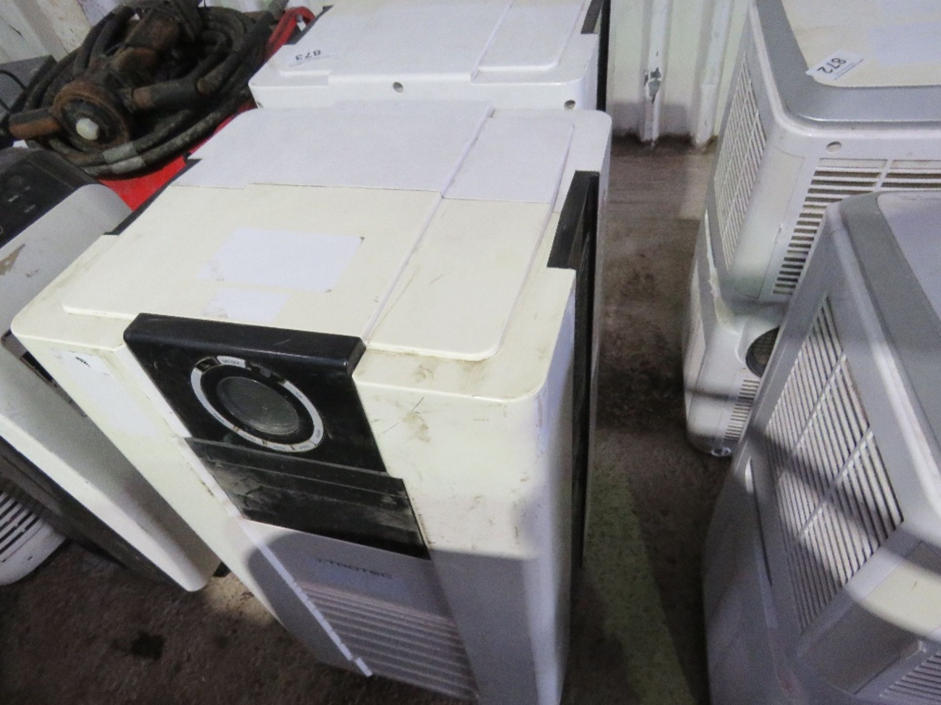 2 X ROOM AIR CONDITIONERS, 240VOLT POWERED. - Image 3 of 3