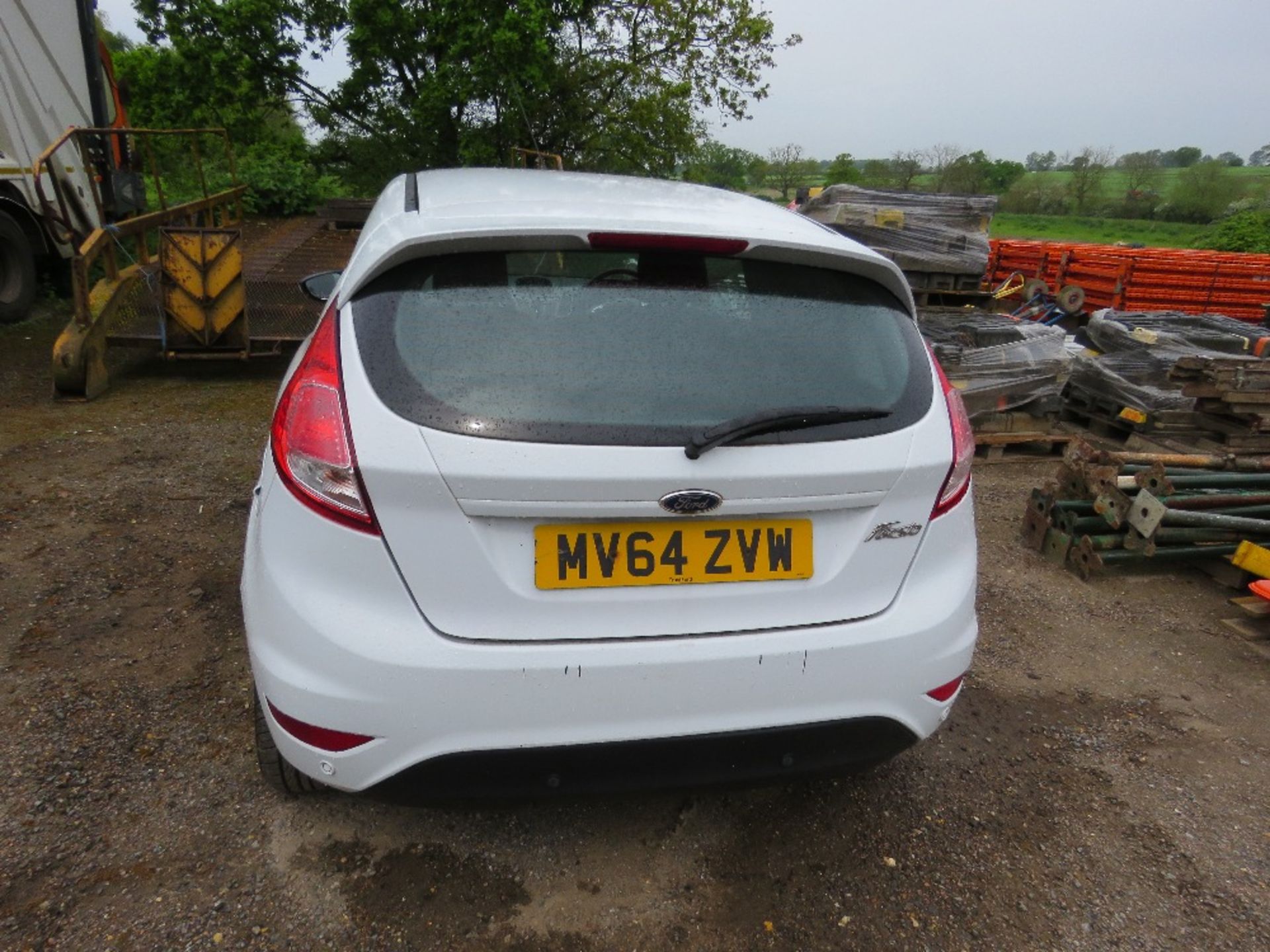 FORD FIESTA DIESEL PANEL VAN REG:MV64 ZVW. 81,461 REC MILES. MOT UNTIL 28/09/24. WHEN TESTED WAS S - Image 4 of 12