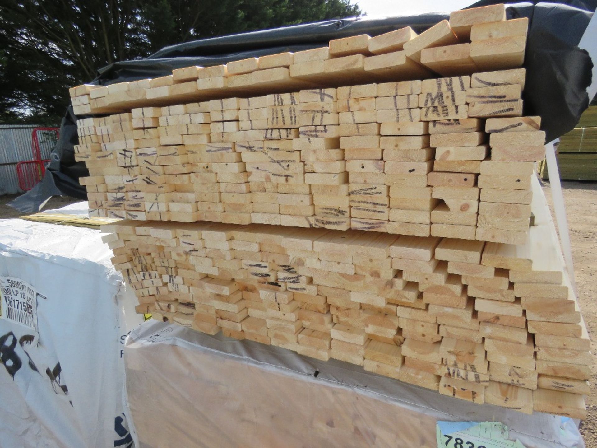 PACK OF UNTREATED TIMBER SLATS / BOARDS: 1.83M LENGTH X 70MM X 20MM APPROX. - Image 2 of 3