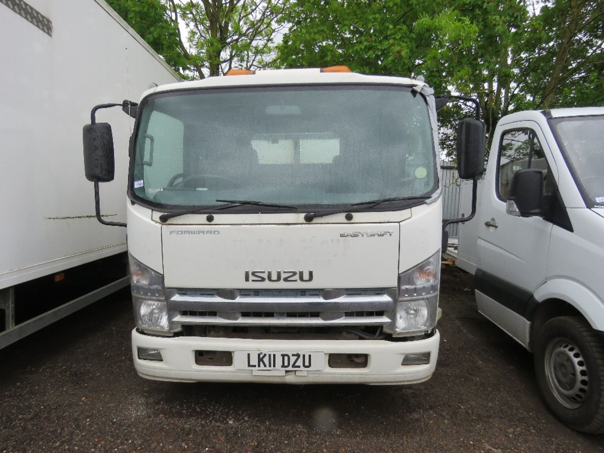 ISUZU FORWARD EASYSHIFT N75.190 TOILET TANKER TRUCK REG: LK11DZU WITH V5. TESTED UNTIL 31.03.23. 186 - Image 3 of 10