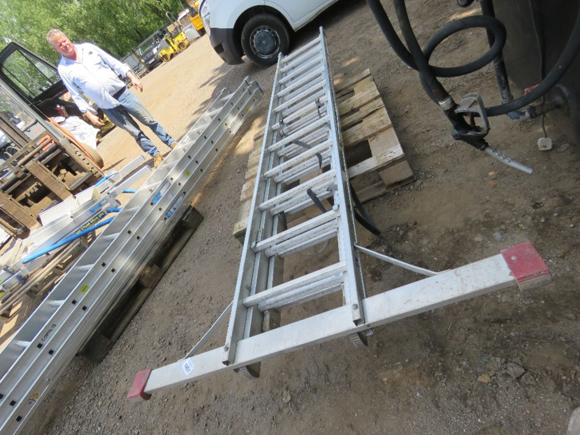 ALUMINIUM 3 STAGE LADDER, 10FT CLOSED LENGTH APPROX. - Image 2 of 3