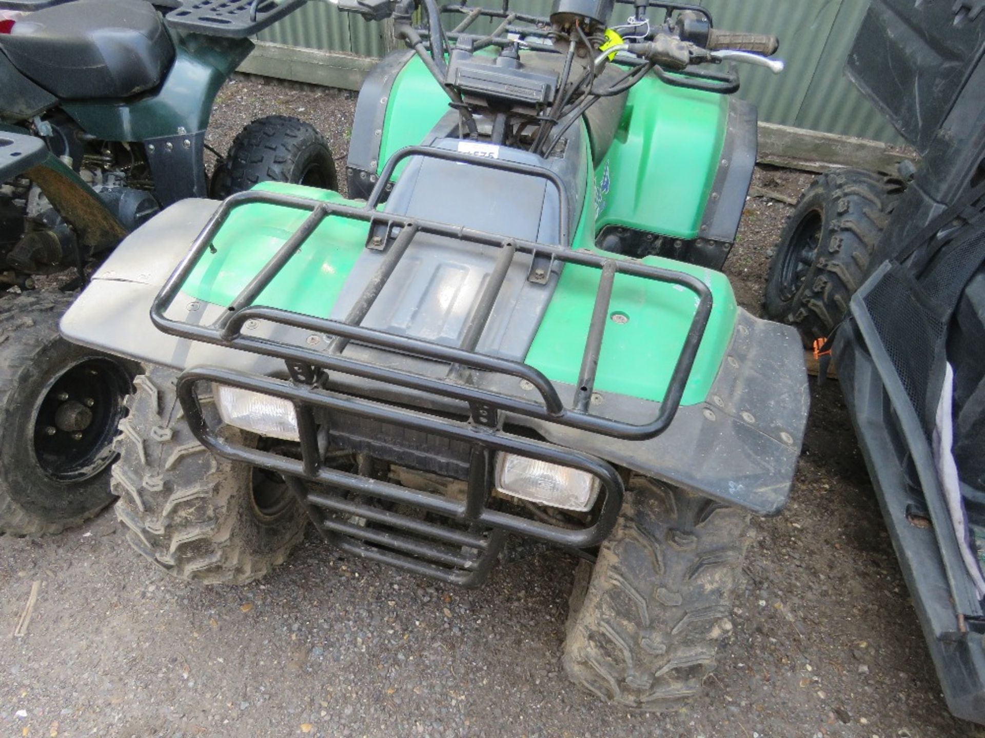 KAWASAKI KLF300 4X4 4WD PETROL ENGINED QUAD BIKE, TURNS OVER BUT NOT STARTING, CONDITION UNKNOWN, SO - Image 2 of 8