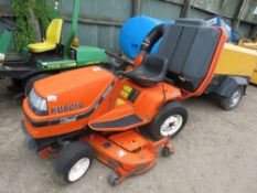 KUBOTA G1900 HST RIDE ON MOWER, WITH REAR COLLECTOR, 4 WHEEL STEER, BEEN STORED FOR SOME TIME. WHE
