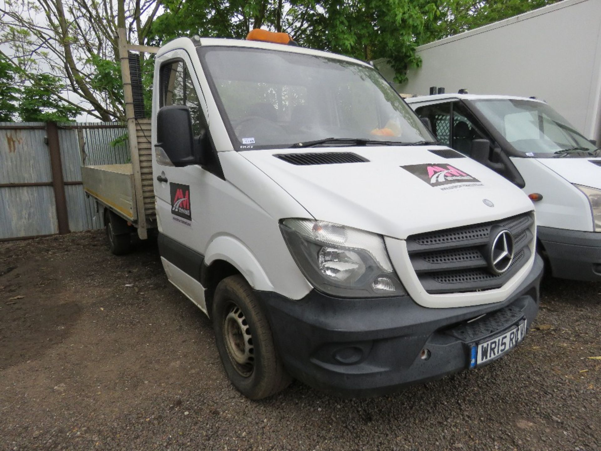 MERCEDES SPRINTER DROP SIDE TRUCK REG:WR15 RCV WITH V5. 13FT LENGTH BODY APPROX. 209,518 REC MILES,