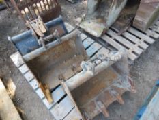 3NO ASSORTED EXCAVATOR BUCKETS ON 30MM PINS: 600MM WIDTH APPROX. THIS LOT IS SOLD UNDER THE AUCTI
