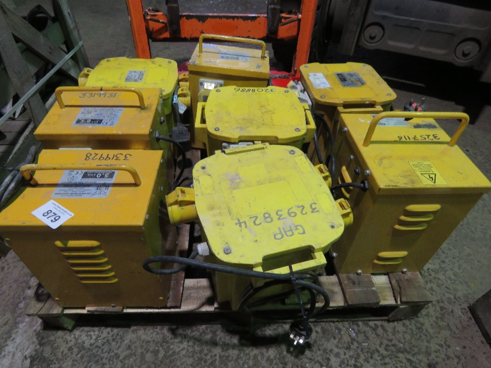 PALLET CONTAINING 8NO ASSORTED TRANSFORMERS. - Image 2 of 3