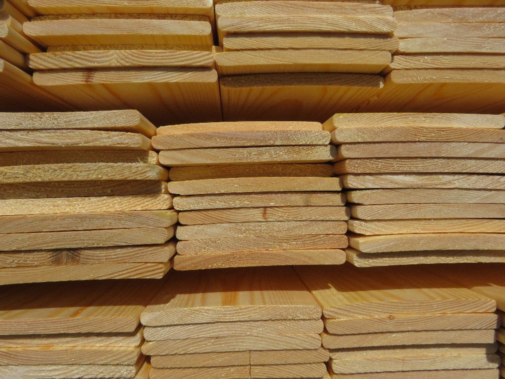 PALLET OF HIT AND MISS FENCE CLADDING BOARDS: 0.83M LENGTH X 100MM WIDTH APPROX. - Image 4 of 4