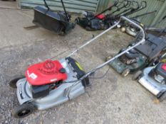 HONDA HRB ROLLER TYPE PETROL ENGINED LAWNMOWER, NO COLLECTOR/BAG. THIS LOT IS SOLD UNDER THE AUCT